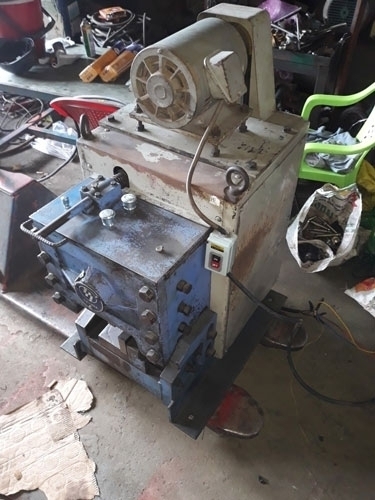 MÁY CẮT SẮT f28 GIÁ 28.000.000