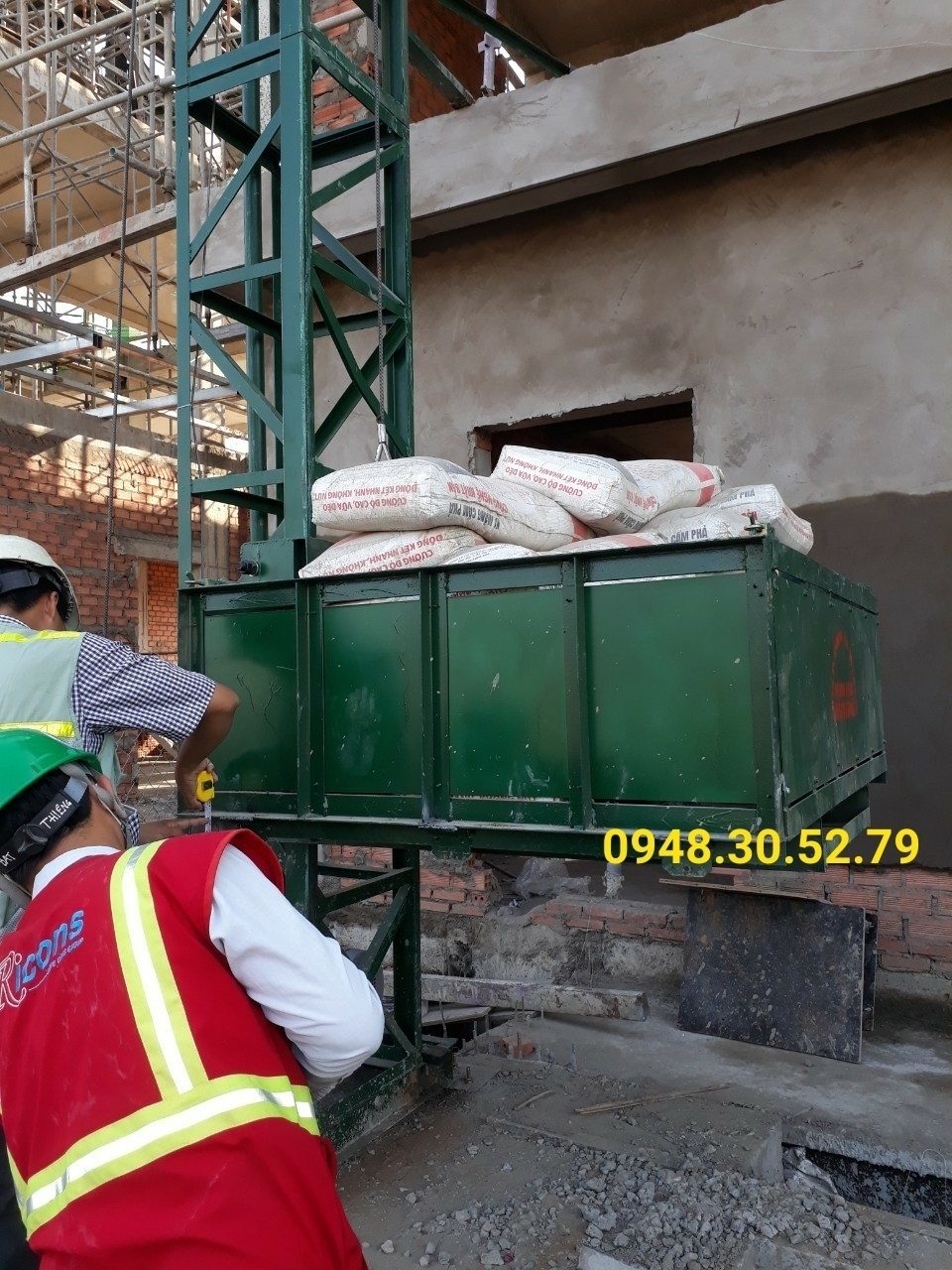 MÁY VẬN THĂNG 1000KG CAO 10M GIÁ 45.000.000