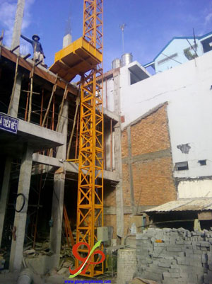 TÌM HIỂU CHUNG VỀ MÁY VẬN THĂNG NÂNG HÀNG